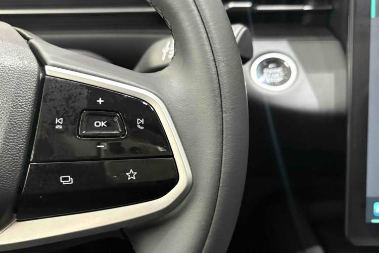 Used CHANGAN NEVO A05 2024 70 Pro Interior 9