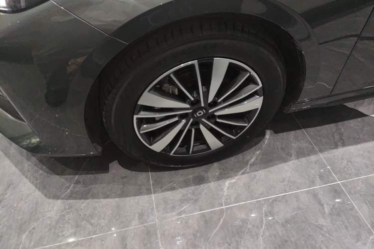 Used CHANGAN NEVO A05 2024 70 Pro Left Front Wheel Hub