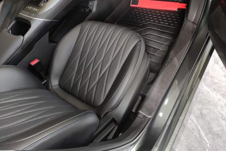 Used CHANGAN NEVO A05 2024 70 Pro Right Front Seat