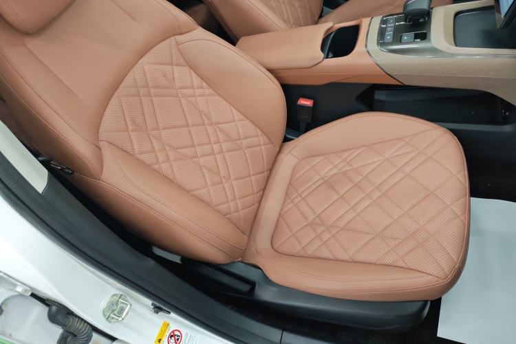 Used CHANGAN NEVO A05 2024 70 Pro Right Front Seat