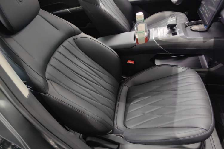 Used CHANGAN NEVO A05 2024 70 Pro Right Front Seat