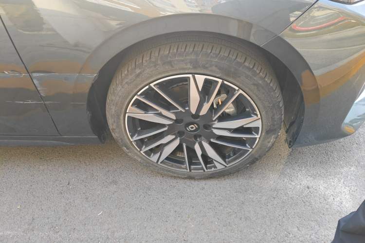 Used CHANGAN NEVO A05 2024 Truly Delicious Version 145 Beyond-Excellent Type Right Front Wheel Hub