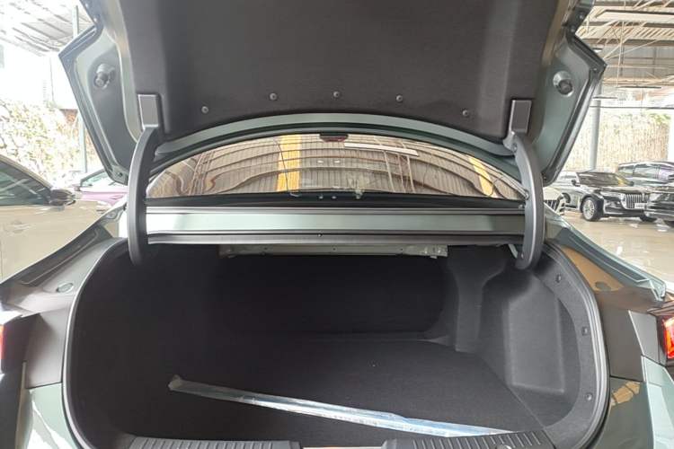 Used CHANGAN NEVO A05 2024 70 Pro Trunk