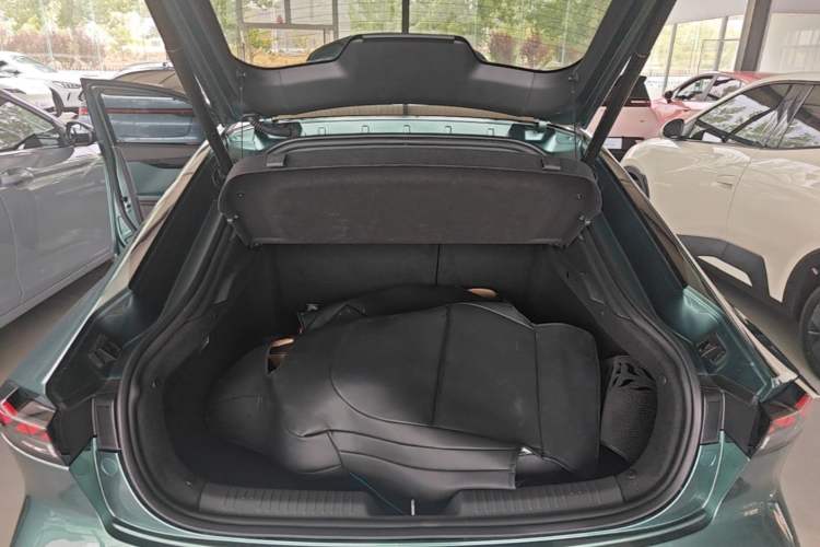 Used CHANGAN NEVO A05 2024 145 Max Trunk