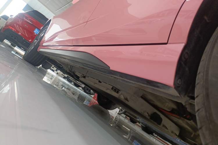 Used CHANGAN NEVO A05 2024 Truly Delicious Version 70" Beyond-Grade Edition Left Side Sill
