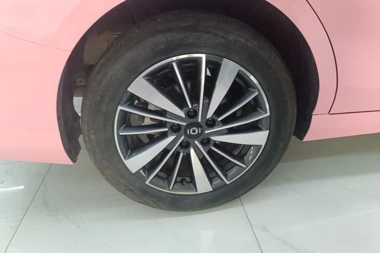 Used CHANGAN NEVO A05 2024 Truly Delicious Version 70" Beyond-Grade Edition Right Rear Wheel Hub
