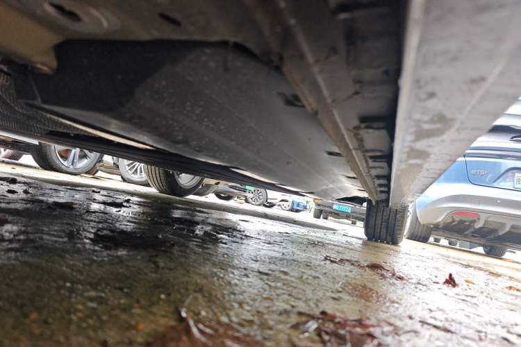 Used CHANGAN NEVO A05 2024 145 Max Chassis Front Left