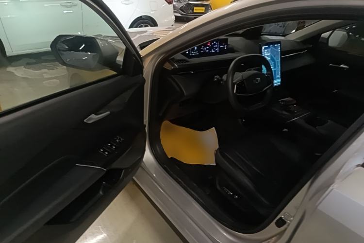 Used CHANGAN NEVO A05 2024 70 Pro Driver Seat