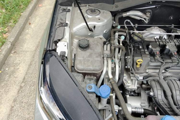 Used CHANGAN NEVO A05 2024 Truly Delicious Version 145 Beyond-Excellent Type Engine Bay Right