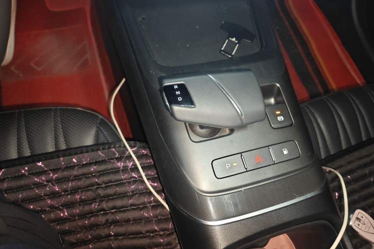 Used CHANGAN NEVO A05 2024 70 Pro Gear Lever