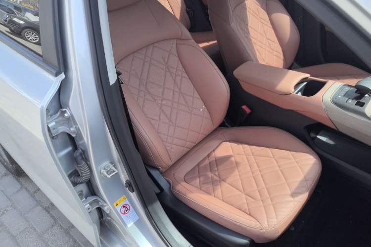 Used CHANGAN NEVO A05 2024 145 Pro Right Front Seat