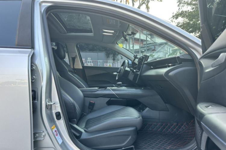 Used CHANGAN NEVO A05 2024 Truly Delicious Version 70" Beyond-Grade Edition Right Front Seat
