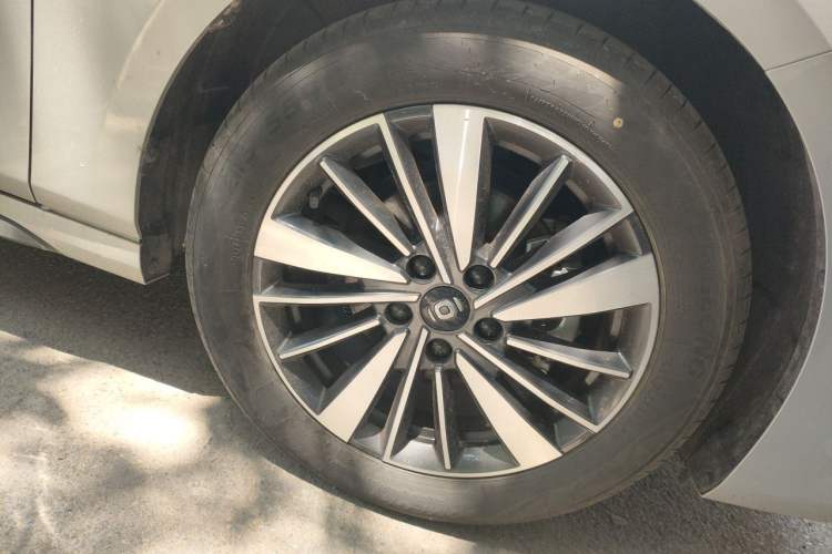 Used CHANGAN NEVO A05 2024 Truly Delicious Version 70" Beyond-Grade Edition Right Front Wheel Hub