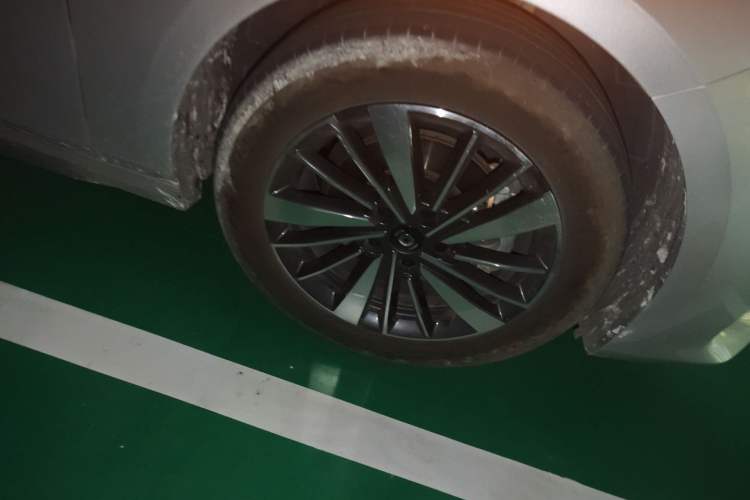 Used CHANGAN NEVO A05 2024 Truly Delicious Version 145 Leading Edition Right Front Wheel Hub