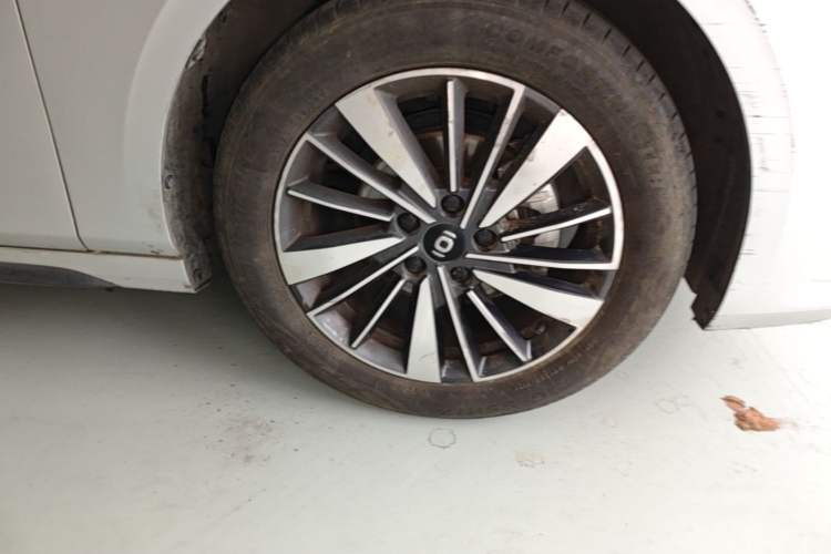 Used CHANGAN NEVO A05 2024 70 Pro Right Front Wheel Hub