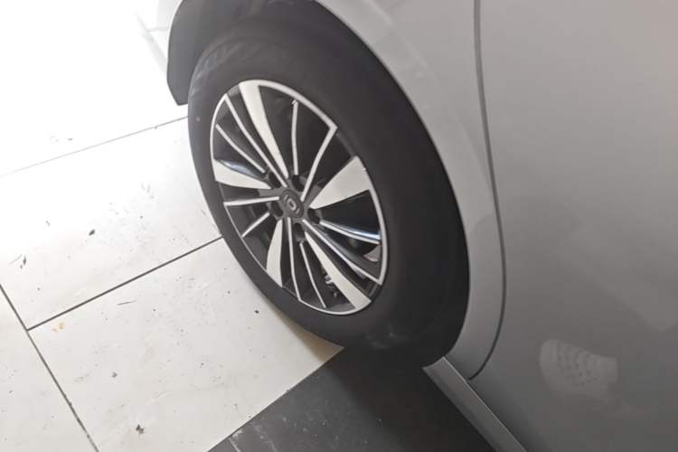 Used CHANGAN NEVO A05 2024 Truly Delicious Version 70" Beyond-Grade Edition Right Rear Wheel Hub