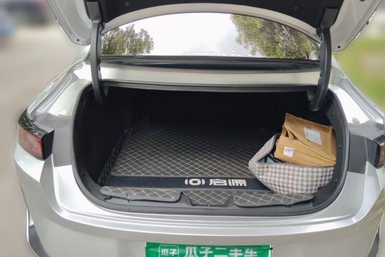 Used CHANGAN NEVO A05 2024 Truly Delicious Version 145 Beyond-Excellent Type Trunk
