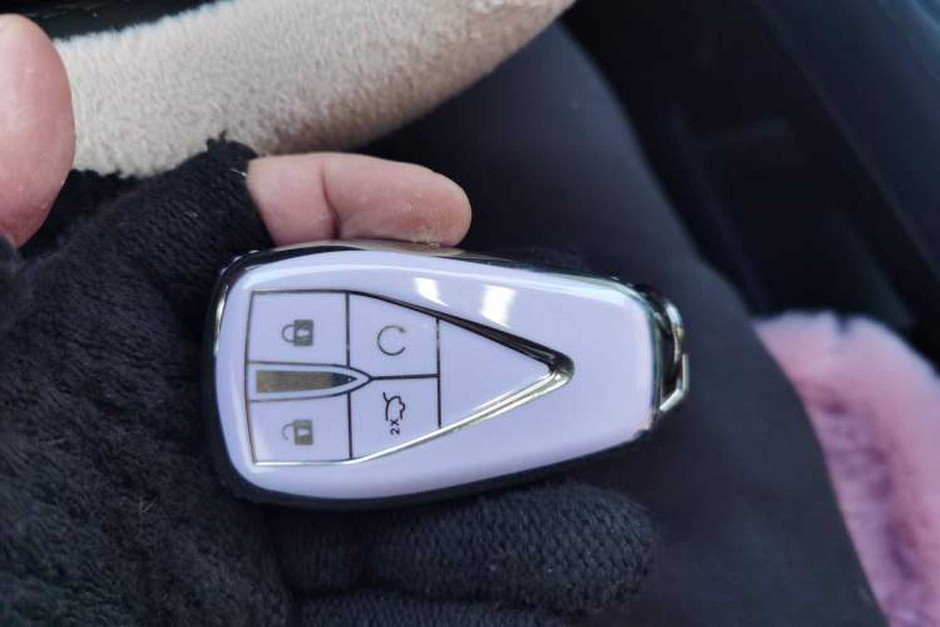 Used CHANGAN NEVO A05 2024 Truly Delicious Version 70" Beyond-Grade Edition Vehicle Key