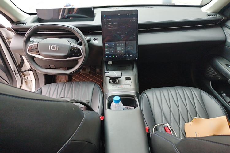 Used CHANGAN NEVO A05 2024 Truly Delicious Version 70" Beyond-Grade Edition Center Console