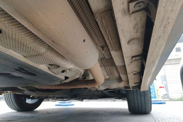 Used CHANGAN NEVO A05 2024 Truly Delicious Version 70" Beyond-Grade Edition Chassis Front Right