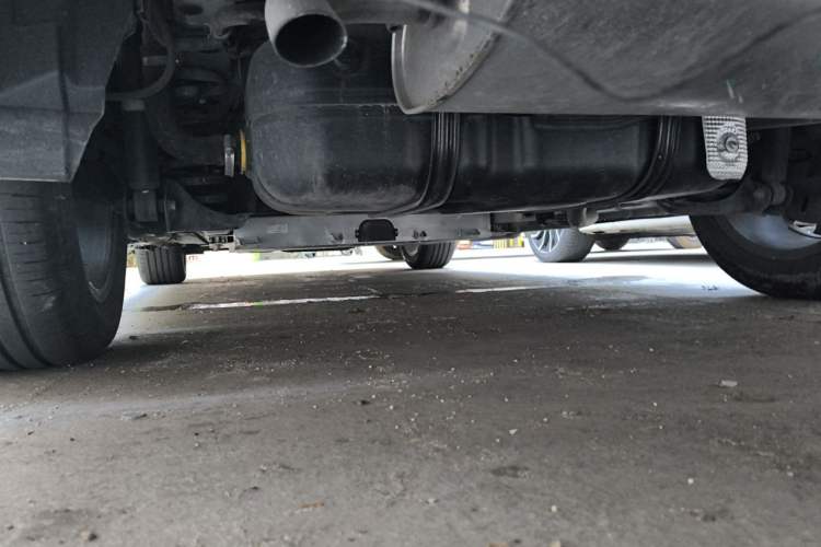 Used CHANGAN NEVO A05 2024 Truly Delicious Version 70 Leading Edition Chassis Rear Left