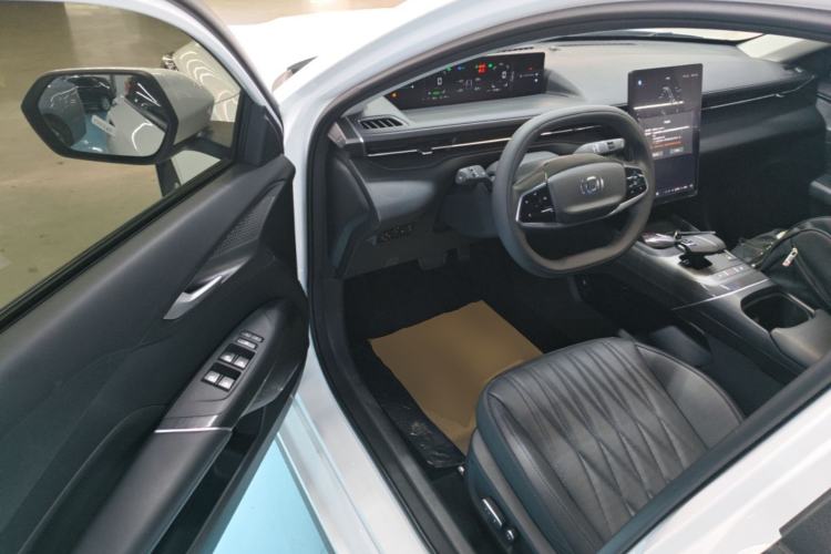 Used CHANGAN NEVO A05 2024 Truly Delicious Version 145 Leading Edition Driver Seat