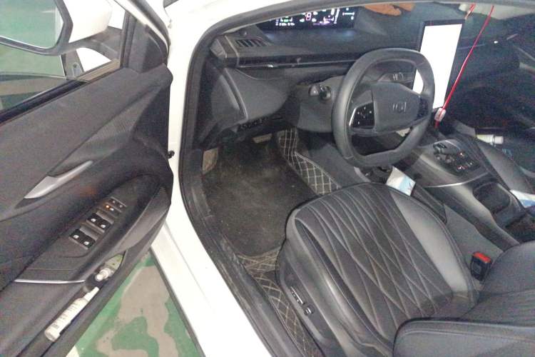 Used CHANGAN NEVO A05 2024 Truly Delicious Version 70 Leading Edition Driver Seat