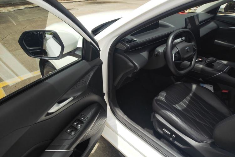 Used CHANGAN NEVO A05 2024 Truly Delicious Version 70" Beyond-Grade Edition Driver Seat