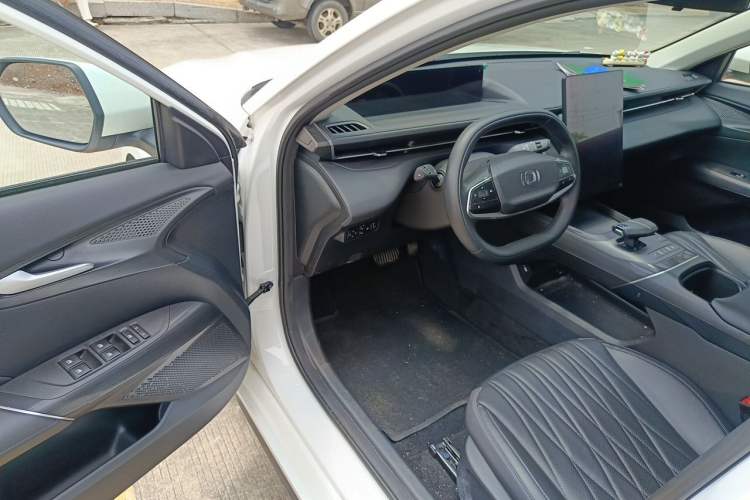 Used CHANGAN NEVO A05 2024 Truly Delicious Version 70" Beyond-Grade Edition Driver Seat
