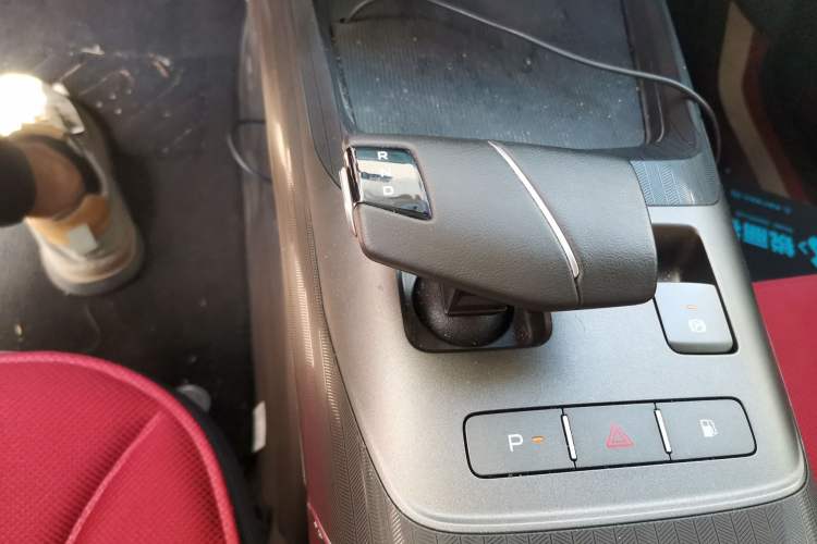 Used CHANGAN NEVO A05 2024 70 Pro Gear Lever