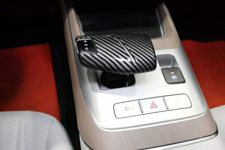 Used CHANGAN NEVO A05 2024 145 Max Gear Lever