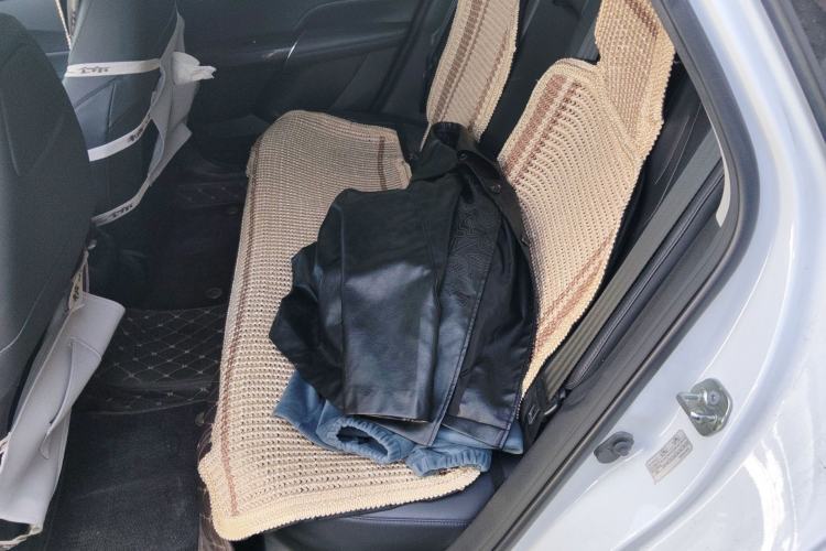 Used CHANGAN NEVO A05 2024 Truly Delicious Version 70" Beyond-Grade Edition Interior 4