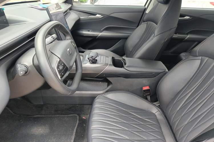 Used CHANGAN NEVO A05 2024 Truly Delicious Version 70" Beyond-Grade Edition Left Front Seat