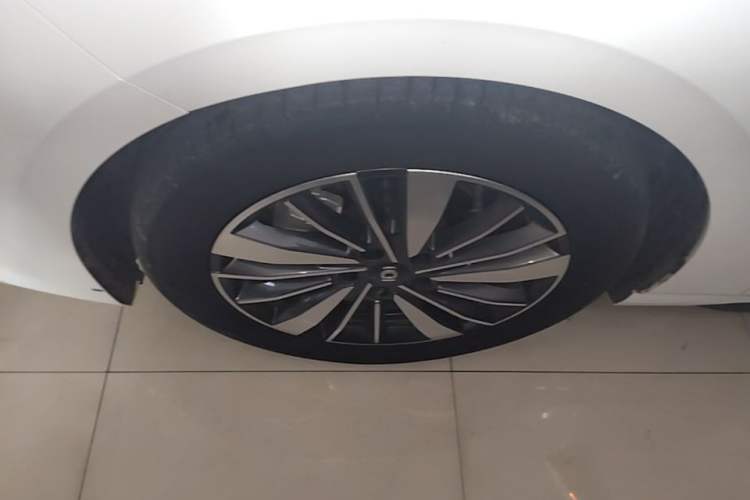 Used CHANGAN NEVO A05 2024 70 Pro Left Front Wheel Hub