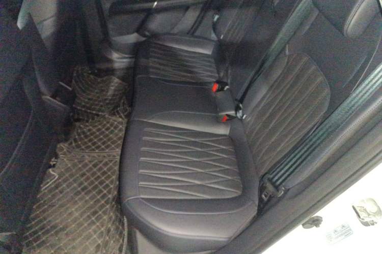 Used CHANGAN NEVO A05 2024 Truly Delicious Version 70 Leading Edition Left Rear Seat