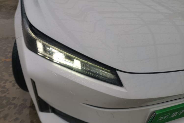Used CHANGAN NEVO A05 2024 Truly Delicious Version 70 Leading Edition Right Front Headlight