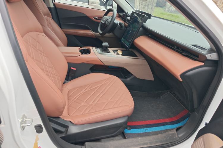 Used CHANGAN NEVO A05 2024 70 Pro Right Front Seat