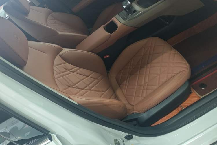 Used CHANGAN NEVO A05 2024 145 Max Right Front Seat
