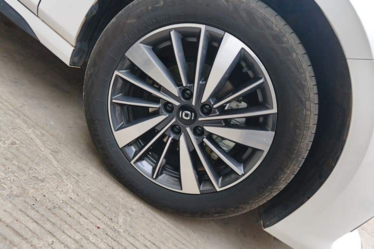 Used CHANGAN NEVO A05 2024 Truly Delicious Version 70" Beyond-Grade Edition Right Front Wheel Hub