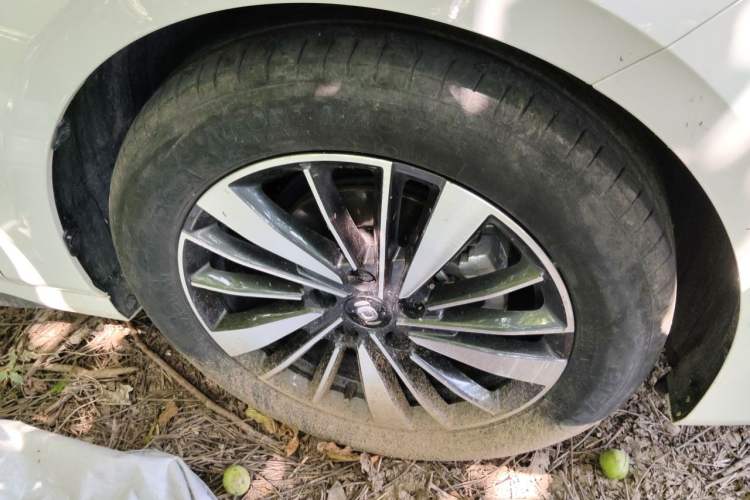 Used CHANGAN NEVO A05 2024 70 Pro Right Front Wheel Hub