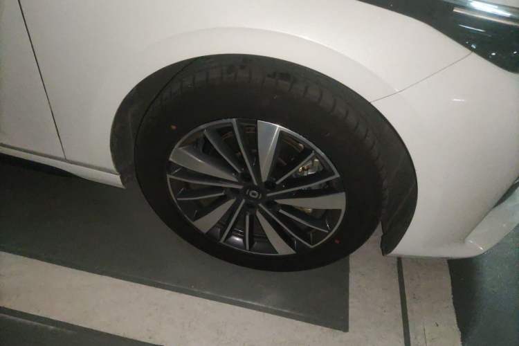 Used CHANGAN NEVO A05 2024 145 Pro Right Front Wheel Hub
