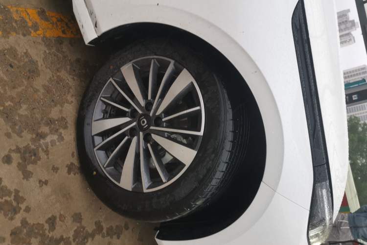 Used CHANGAN NEVO A05 2024 Truly Delicious Version 70 Leading Edition Right Front Wheel Hub