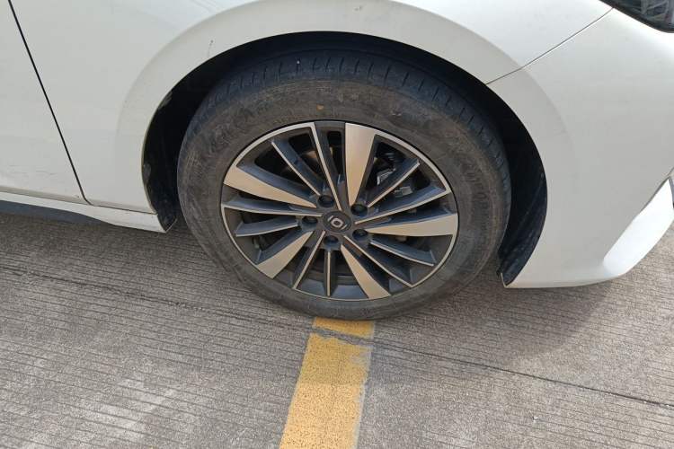 Used CHANGAN NEVO A05 2024 Truly Delicious Version 70" Beyond-Grade Edition Right Front Wheel Hub