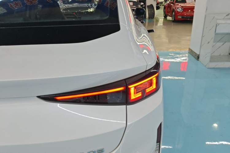 Used CHANGAN NEVO A05 2024 Truly Delicious Version 145 Leading Edition Right Rear Taillight