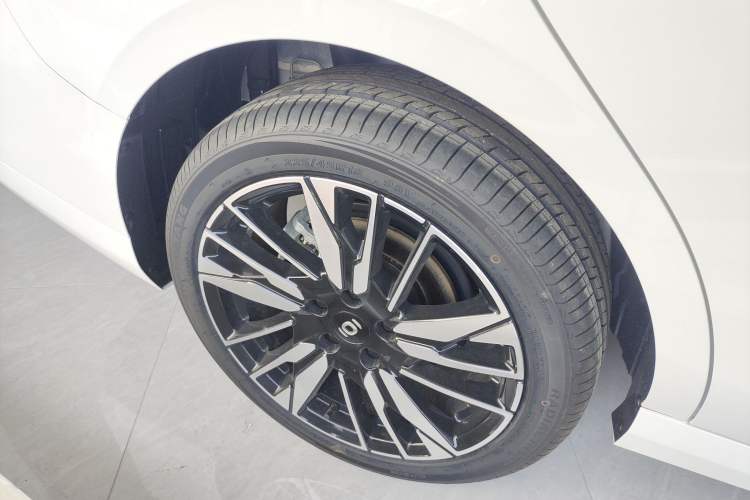 Used CHANGAN NEVO A05 2024 145 Max Right Rear Wheel Hub