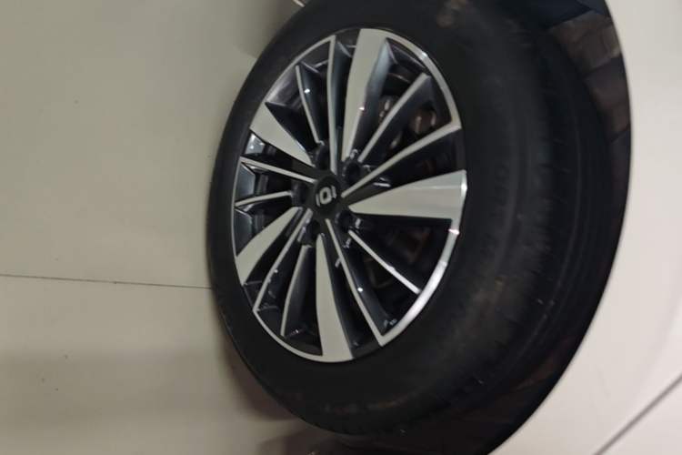 Used CHANGAN NEVO A05 2024 145 Air Right Rear Wheel Hub