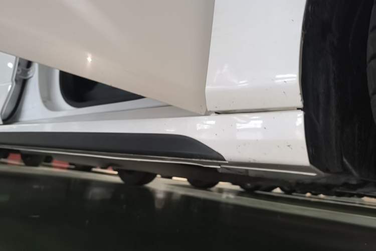 Used CHANGAN NEVO A05 2024 70 Lite Right Side Sill