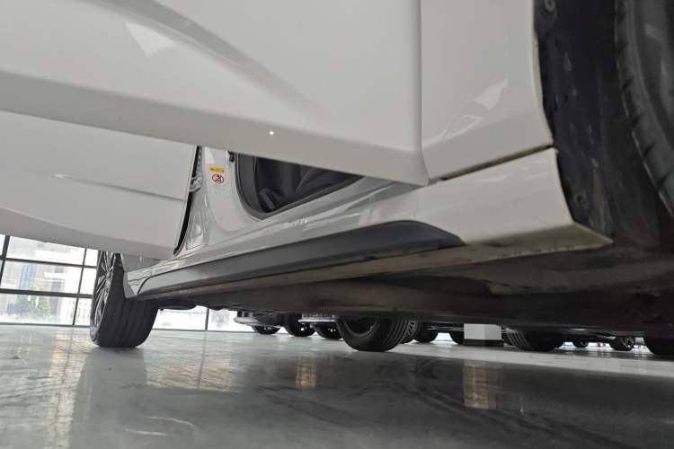 Used CHANGAN NEVO A05 2024 70 Air Right Side Sill