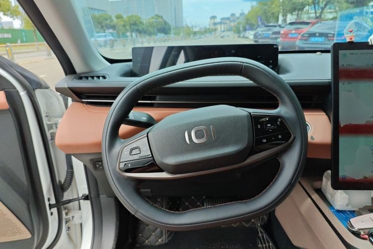 Used CHANGAN NEVO A05 2024 Truly Delicious Version 145 Beyond-Excellent Type Steering Wheel