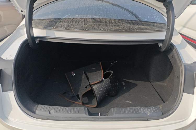 Used CHANGAN NEVO A05 2024 70 Pro Trunk